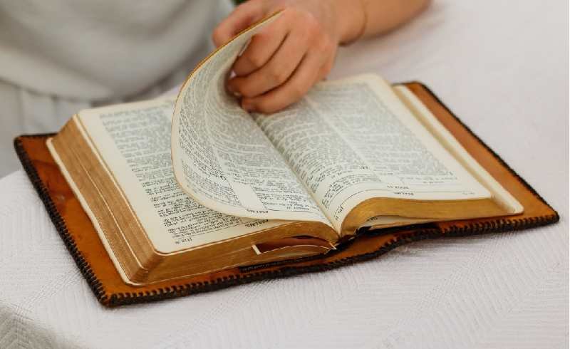 Evangelios y Hechos de los Apóstoles